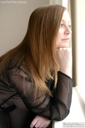 02-busty-british-chick