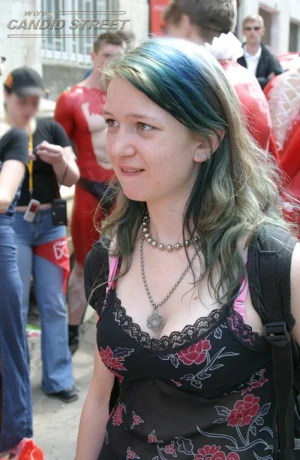 02-candid-camera-looking-for-a-tits