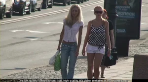 06-candid-sexy-chicks