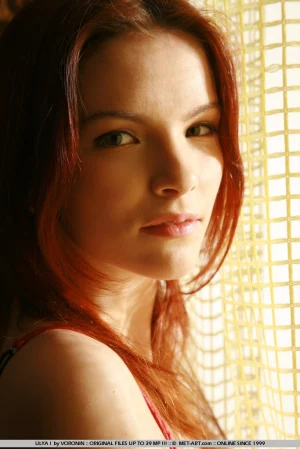 17-charming-beauty-shows-her-perfect-tits