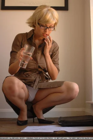 02-she-has-sexy-breasts